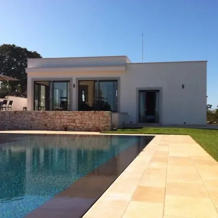 Perla Nera Con Piscina Sfioro Ostuni