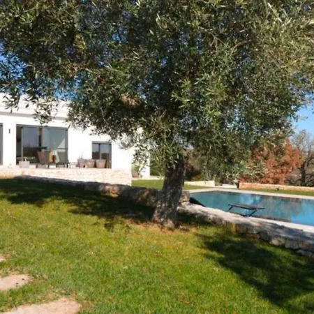Apartmán Perla Nera Con Piscina Sfioro *